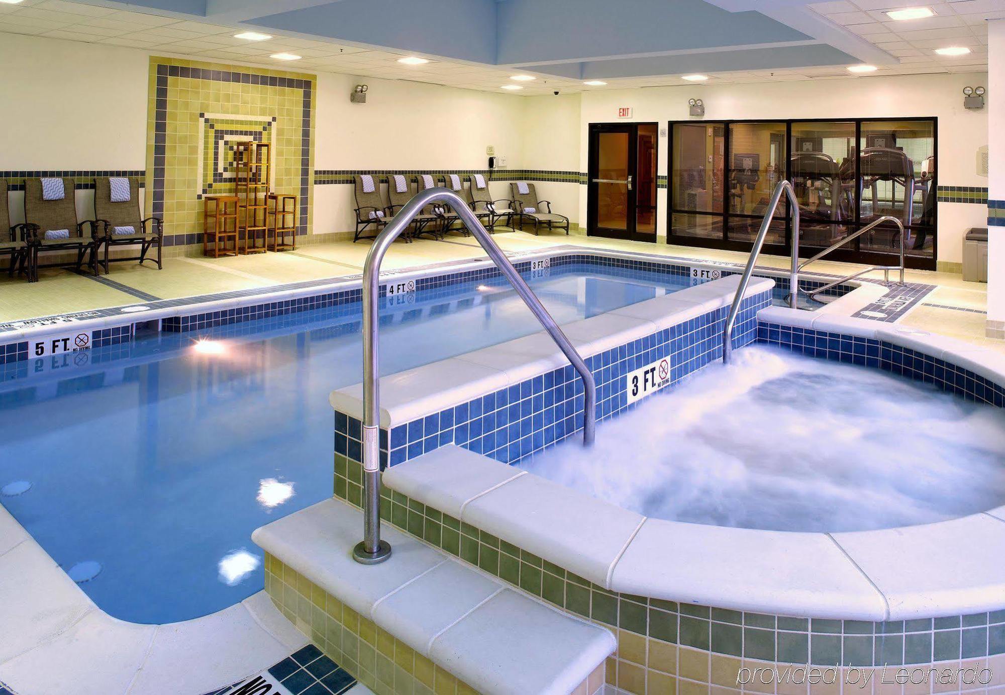 Fairfield Inn & Suites Pittsburgh Neville Island Robinson Township Extérieur photo